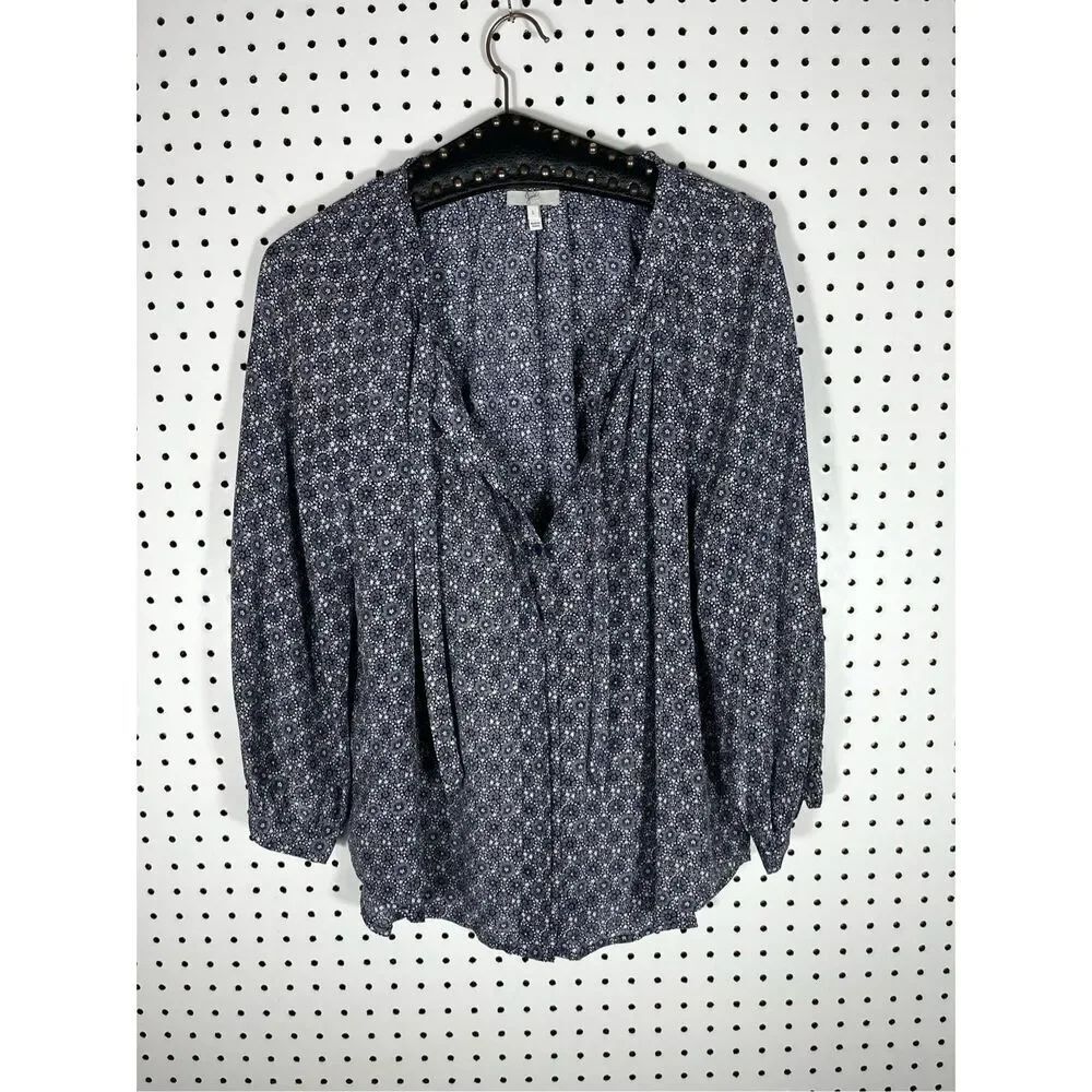 Joieโtie collar printed silk blouse size L